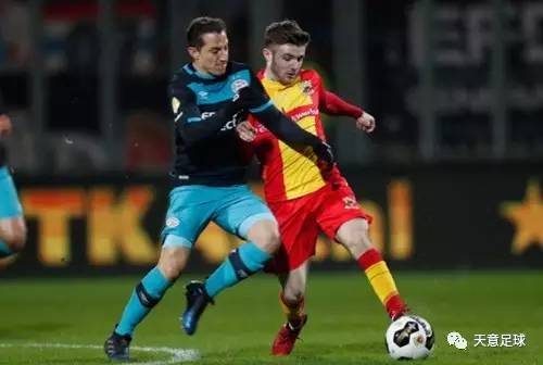 大连英博外援拉布亚德离队，本赛季表现起伏，遭质疑，终与俱乐部解约。