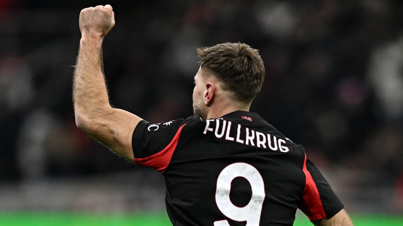 71岁成龙回应衰老：能慢慢变老是幸运